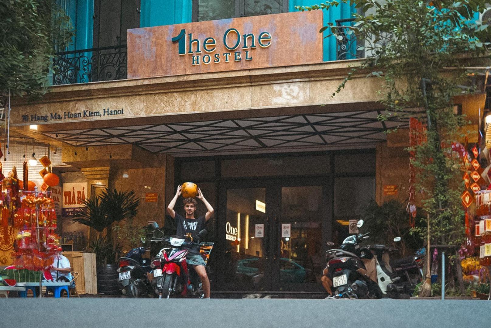 The One Hostel Hanoi Bagian luar foto